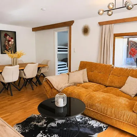Aparthaus Dittelbach By Faraway Homes 公寓 圣吉尔根