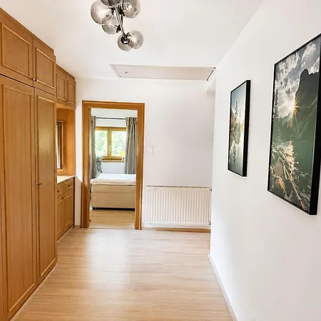 Aparthaus Dittelbach By Faraway Homes 公寓