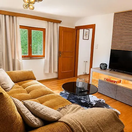 Aparthaus Dittelbach By Faraway Homes 公寓