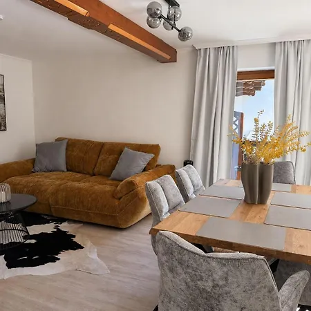 公寓 Aparthaus Dittelbach By Faraway Homes *